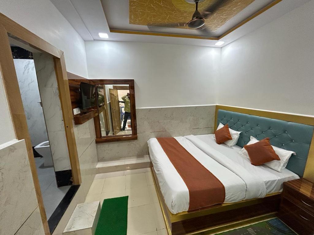 Hotel Town Grand Agra  Buitenkant foto
